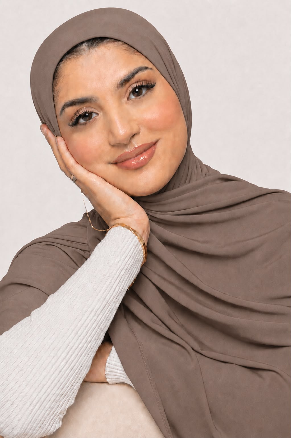 Premium brown hijab  – Soft, Stretchable & Breathable Wrap