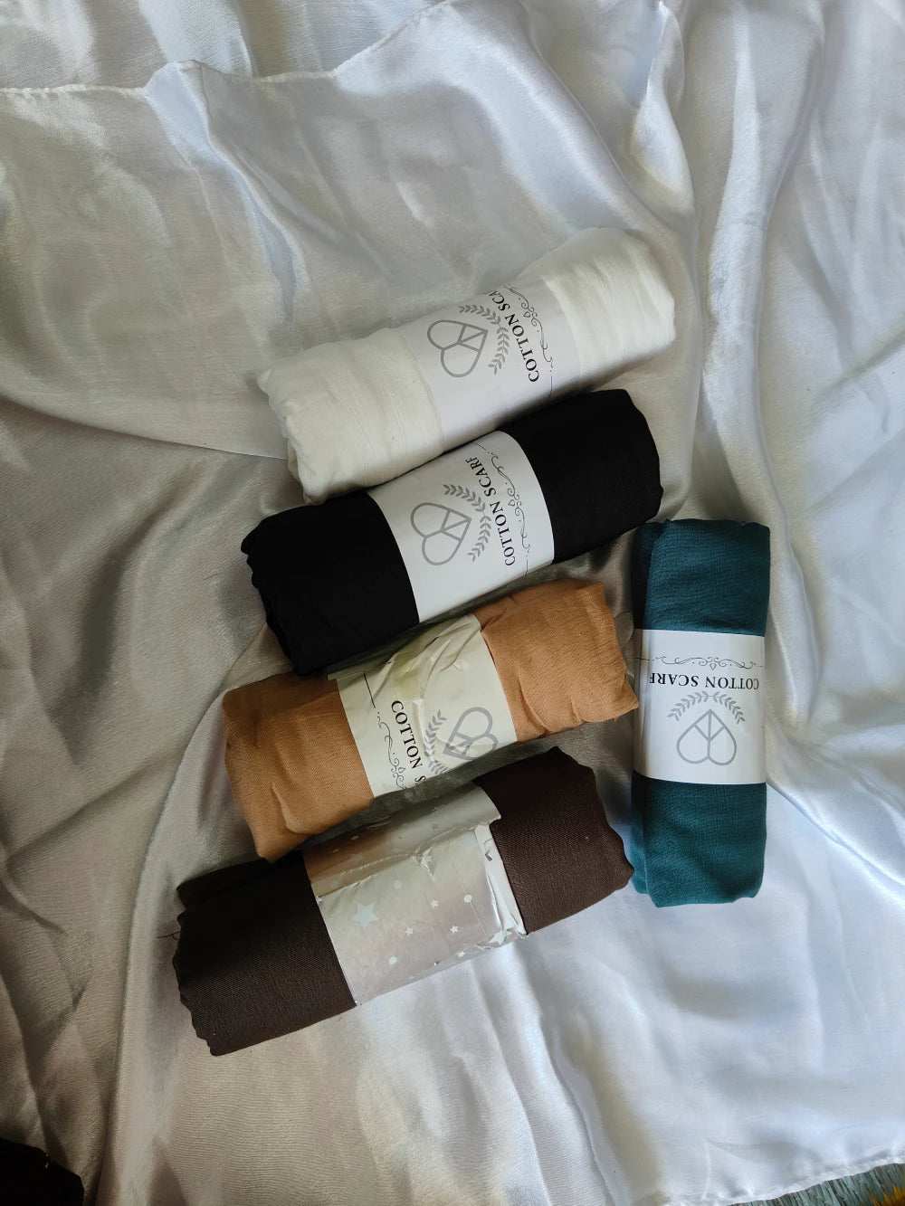 Model Cotton Hijab Coffee Brown
