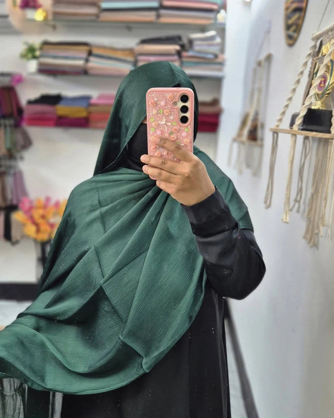 Muna Satin Hijab Emerald Green