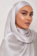 Muna Satin Hijab Light Grey