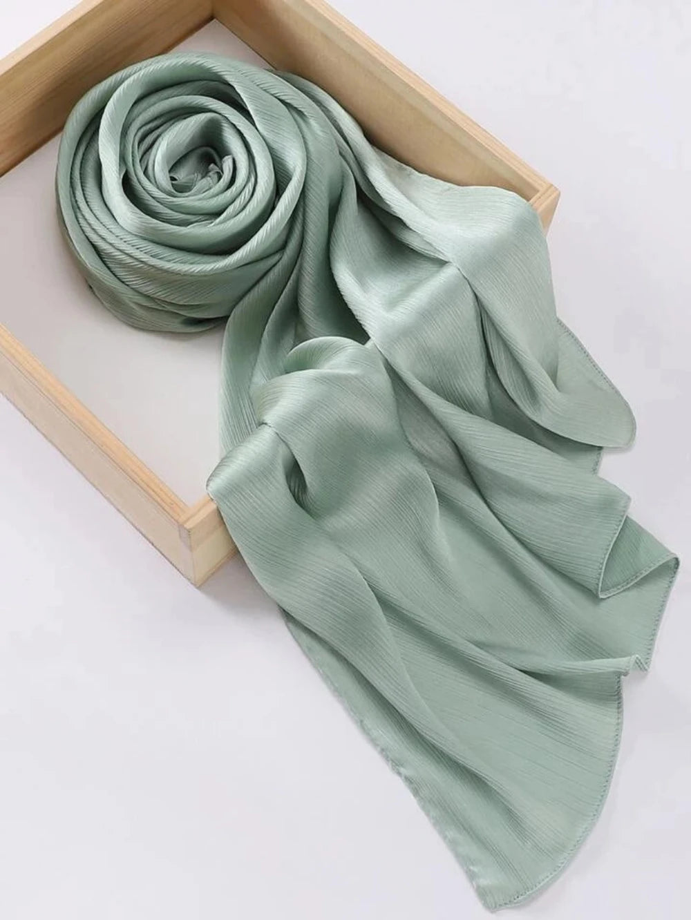 Muna Satin Hijab Mint Green