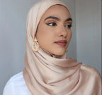 Muna Satin light Golden