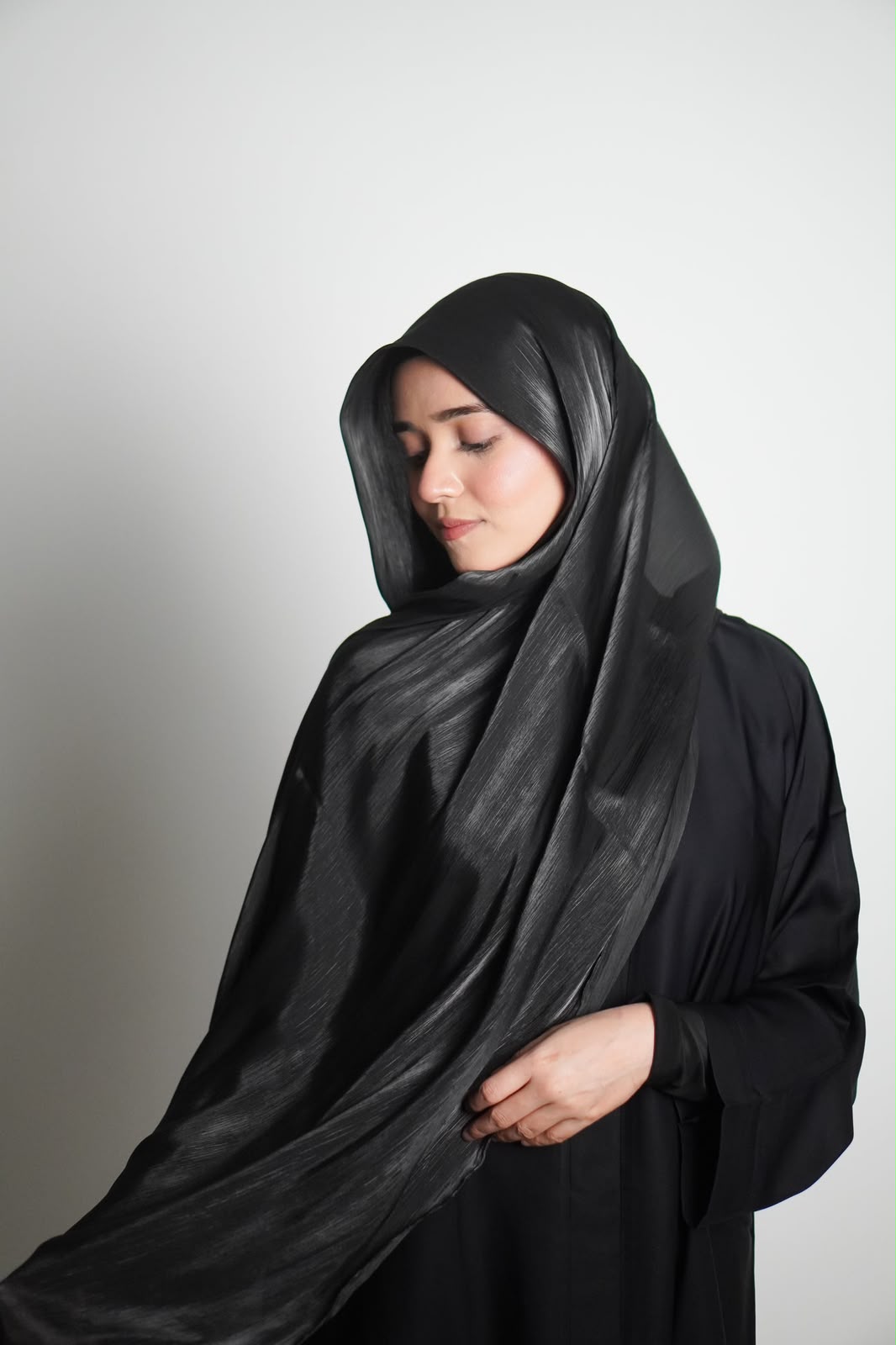 Black Organza Shimmer Hijab