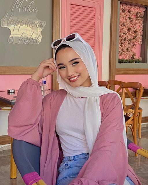 Georgette White single Hijab lightweight, breathable & easy to drape perfect for daily wear