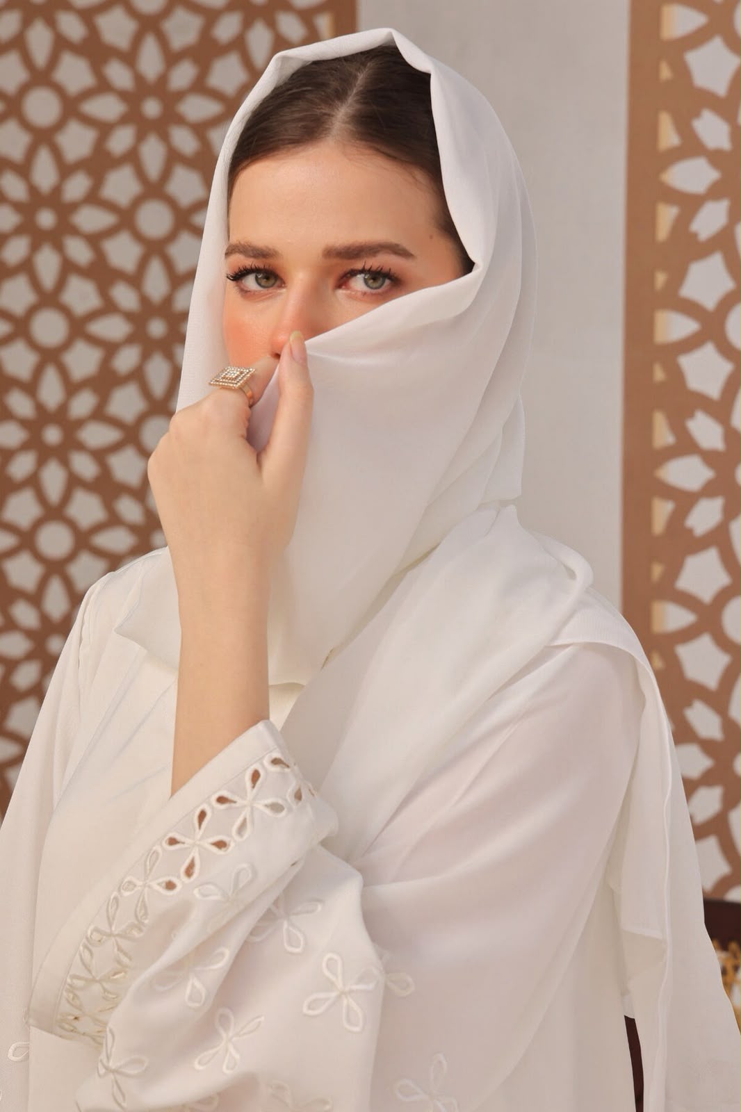 Georgette hijab single white easy to wear stylish and modest appearance all day long