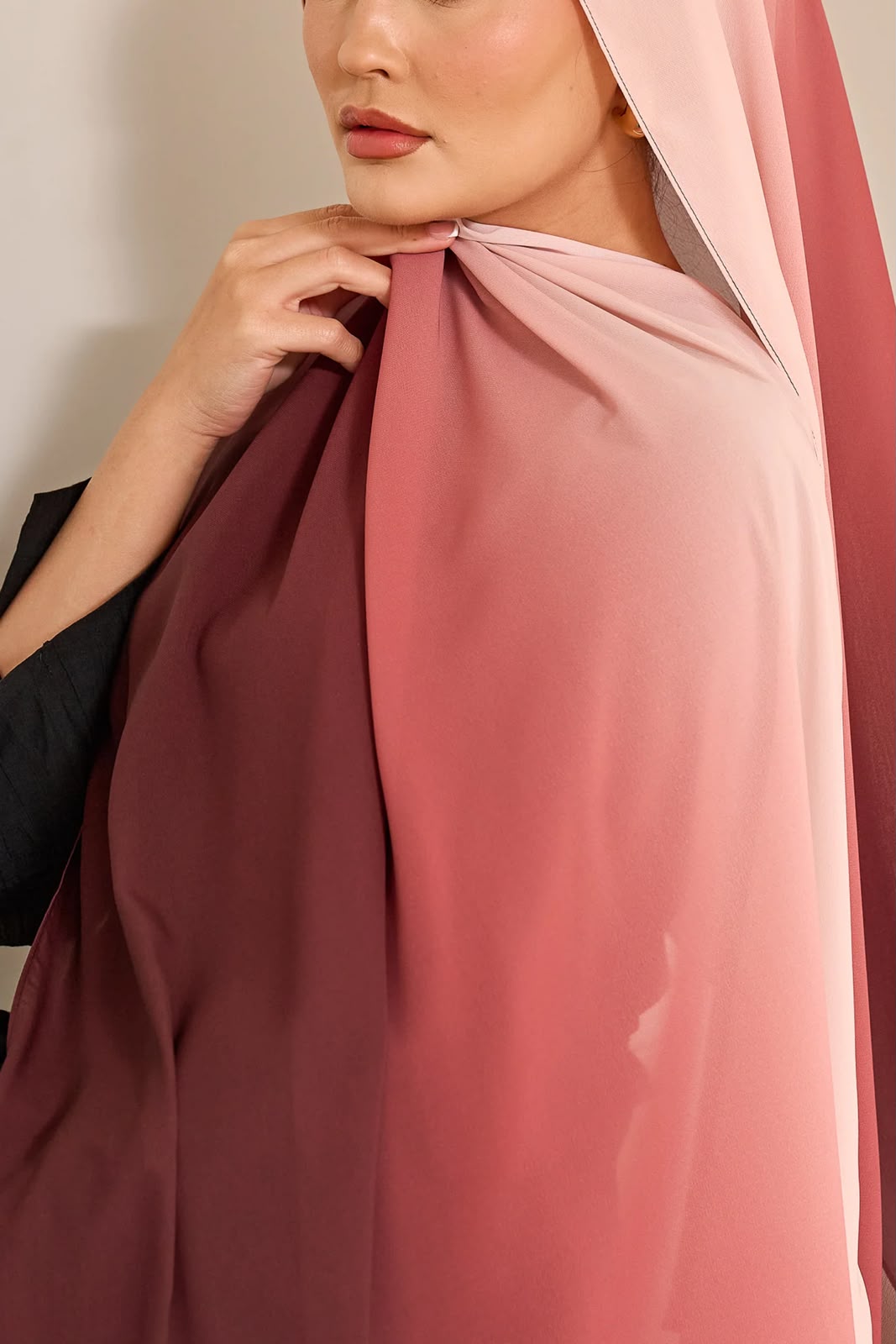 PREMIUM OMBRE CHIFFON SHAWL - SHADES OF cherry red