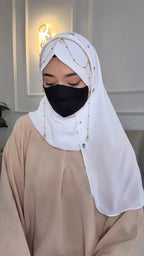 WHITE JHOOMAR LITE- INSTANT READY TO WEAR MAKHNI STYLE HIJAB