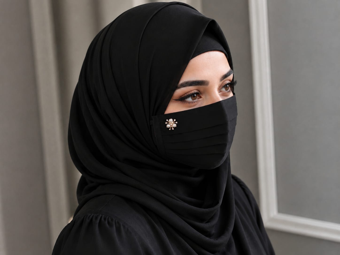 Elegant Chiffon Pleated Niqab Mask with Pearl Brooch